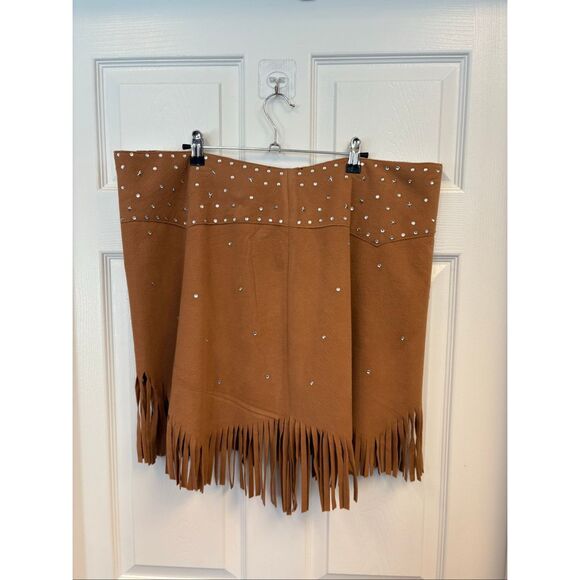 Western Style studded fringe over skirt - Picture 7 of 8